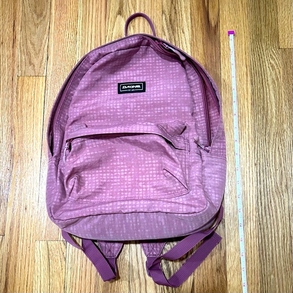 Dakine 365 Mini 12L Kids Backpack Small Faded Grape Tablet Sleeve Bookbag Pink - Picture 4 of 7